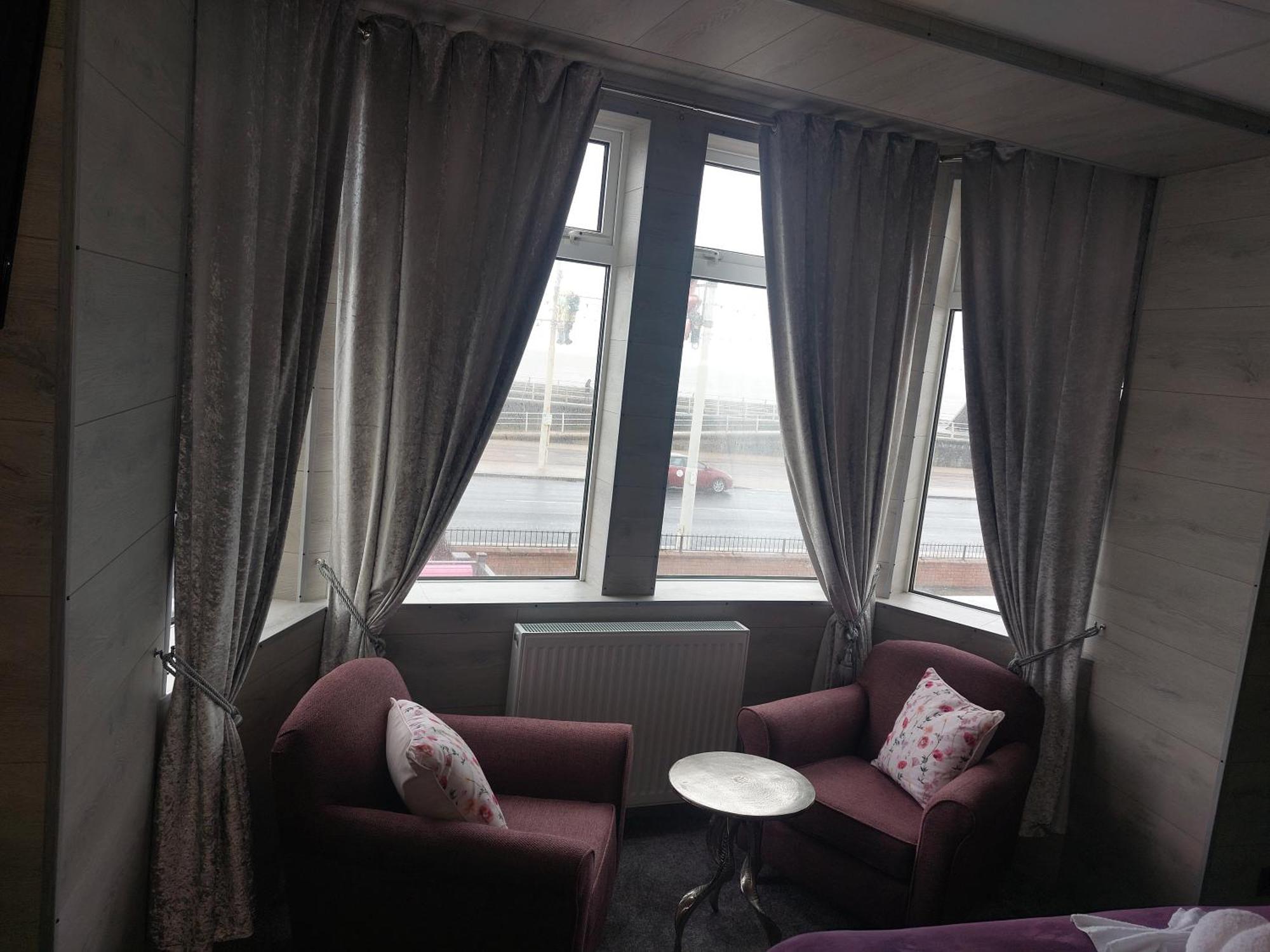 Kings Boutique Hotel Blackpool Rum bild